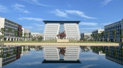 也依靠了对学生专业成长取人文素养期望